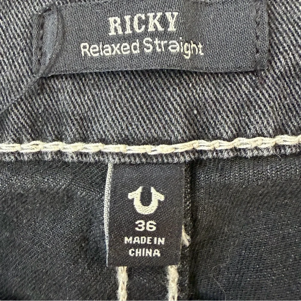 NWT Men's True Religion Grey Smoky Mist Jeans - Ricky, Relaxed Straight, W36 L34